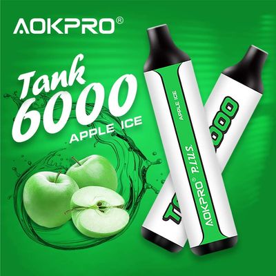 El soplo Vape disponible 15ml del Boca-A-pulmón 6000 condimentó las plumas de Vape